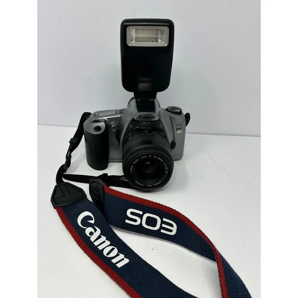 Canon EOS Rebel G11 35MM Film Camera 35-80 Lens With Speedlite 200E Flash S3